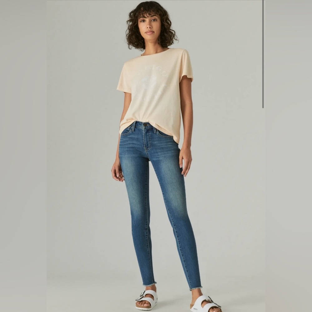 Lucky Brand jeans size 10 (waist 30) Ava Skinny Blue Jeans 💙💙💙